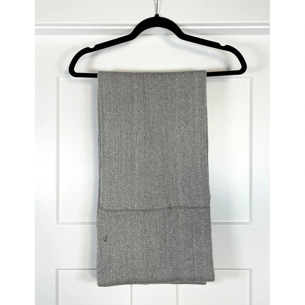 Calvin Klein Gray Infinity Scarf Quiet Luxury Preppy Minimalist Knit‎ Loop Scarf